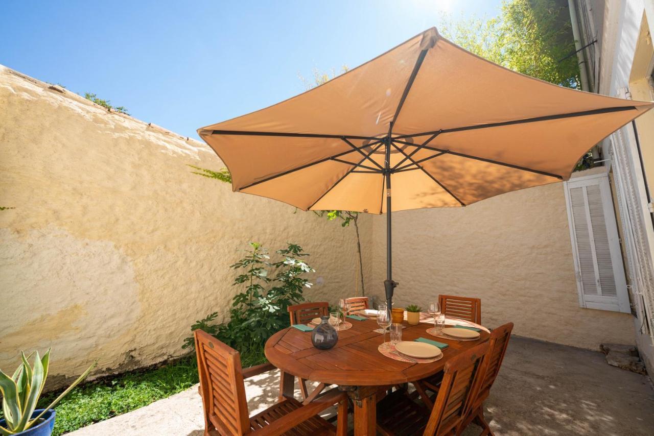 Roma Divine Home Cinema Et Jardin Nîmes Exteriör bild