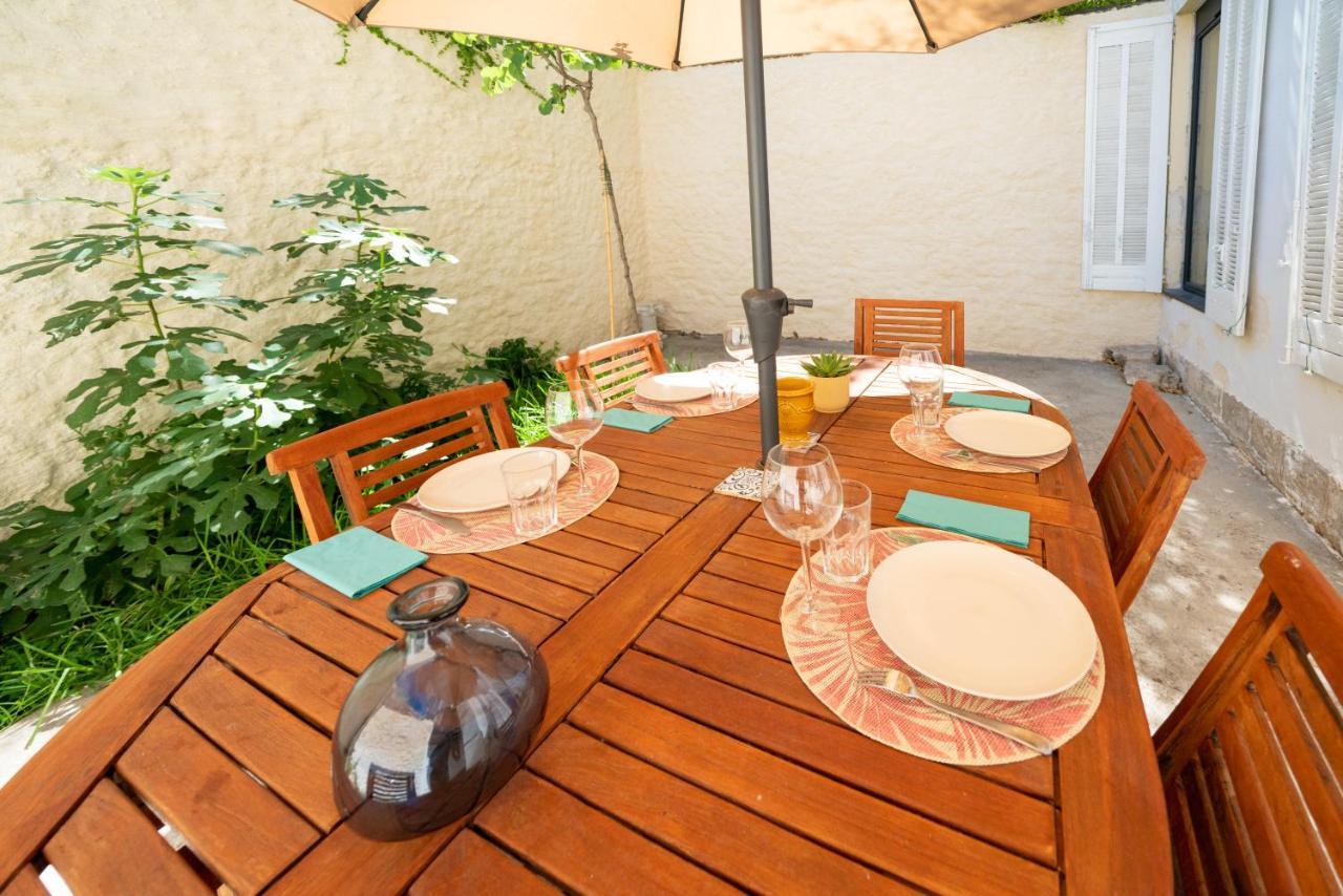 Roma Divine Home Cinema Et Jardin Nîmes Exteriör bild